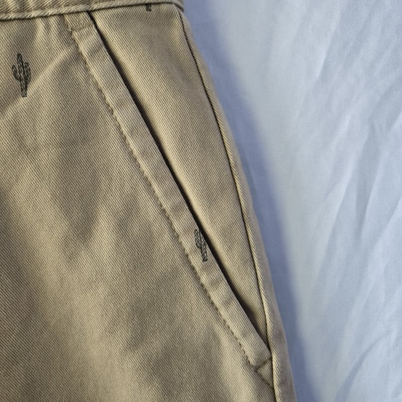 GH Bass Co Cactus Print Cotton Shorts Men's 36 Tan Preppy Classic Fun Theme - Picture 3 of 11